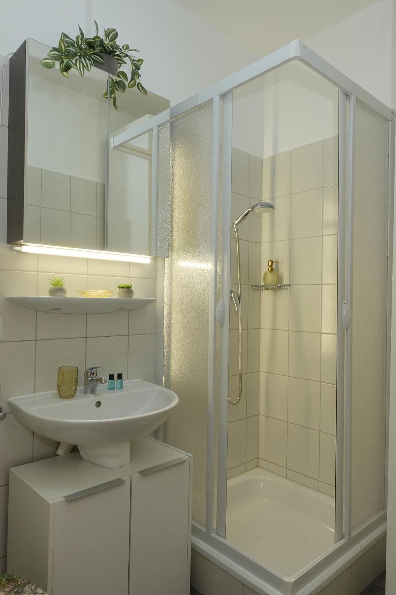 Apartment Relax - Yellow Mit Pool Und Sauna Scheidegg