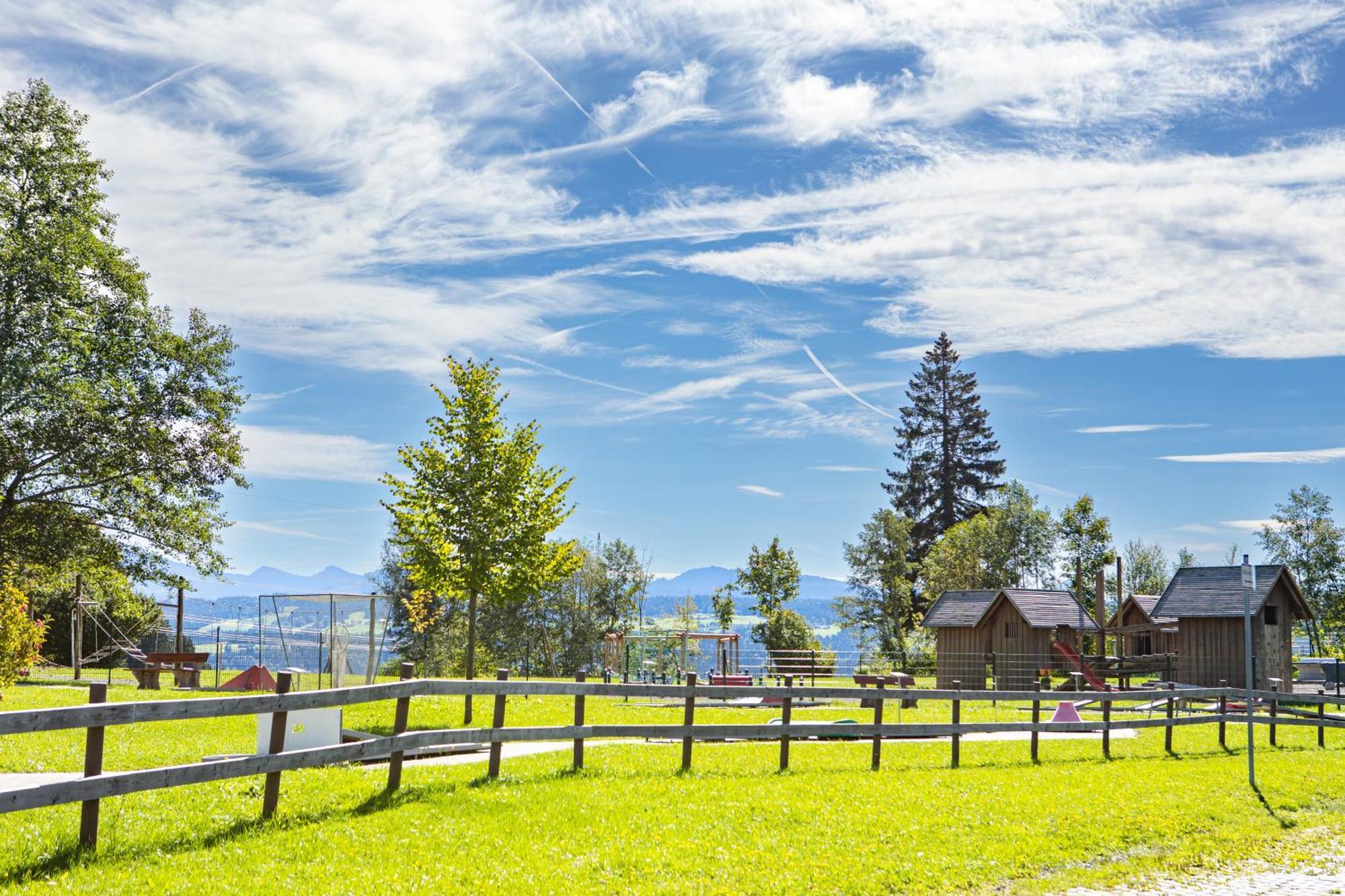 Relax - Yellow Mit Pool Und Sauna Apartment Scheidegg